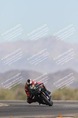 media/Oct-26-2025-Race Pace (Sun) [[c1447ca738]]/Non Verified (1st 20 Minutes of every Hour)/4-Turn 14 (1110am)/